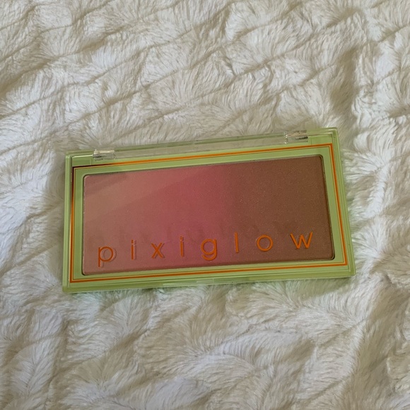 Pixi Pink Champagne Glow Blush and Bronzer - Picture 2 of 3